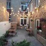 Artiz Bed & Breakfast