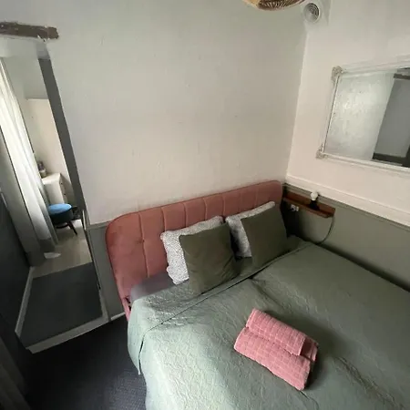 Artiz Panzió Dunkirk